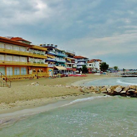 Hotel G.L. Paralía 외부 사진